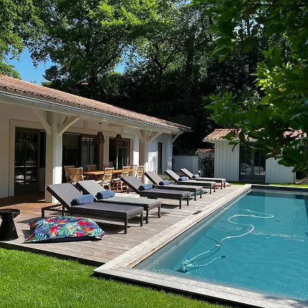 Romaline - Pereire - Piscine Chauffee